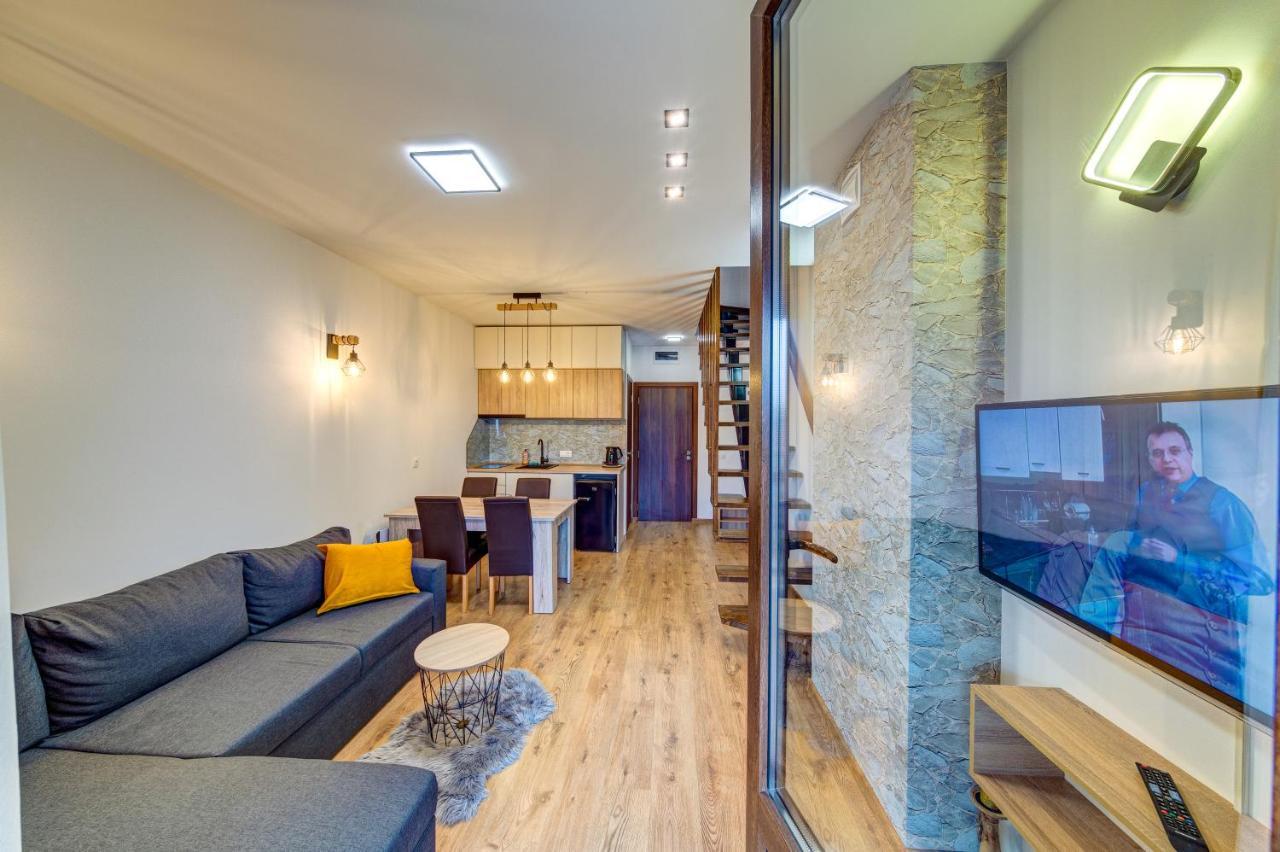 Skyday Penthouse Deluxe At Oak Residence Smolyan Exterior photo
